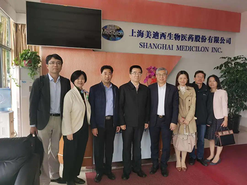 中国药科大学党委书记金能明与K8官网首席执行官陈春麟博士