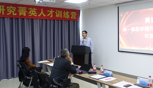 K8官网工艺部高级主任罗万荣博士
