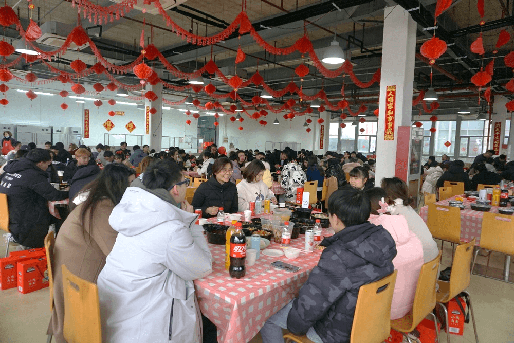 “辞旧岁•迎新年” 2022年K8官网春节“乐七天”联欢活动
